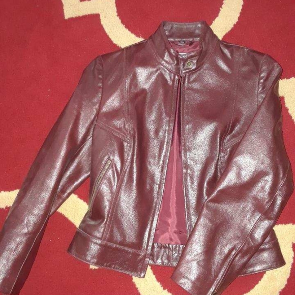 Leather jacket - Picture 3 of 3